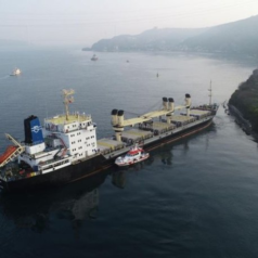Sarıyer Açıklarında Gemi Karaya Oturdu