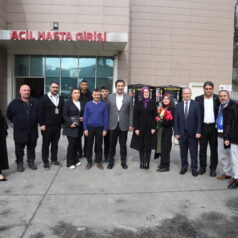 Hüseyin Coşkun,Tıp Bayramı’nda Sağlık Çalışanlarını Ziyaret Etti