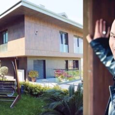 Serdar Ortaç iddialara yanıt verdi: Sarıyer’deki Villasını satıyor mu?